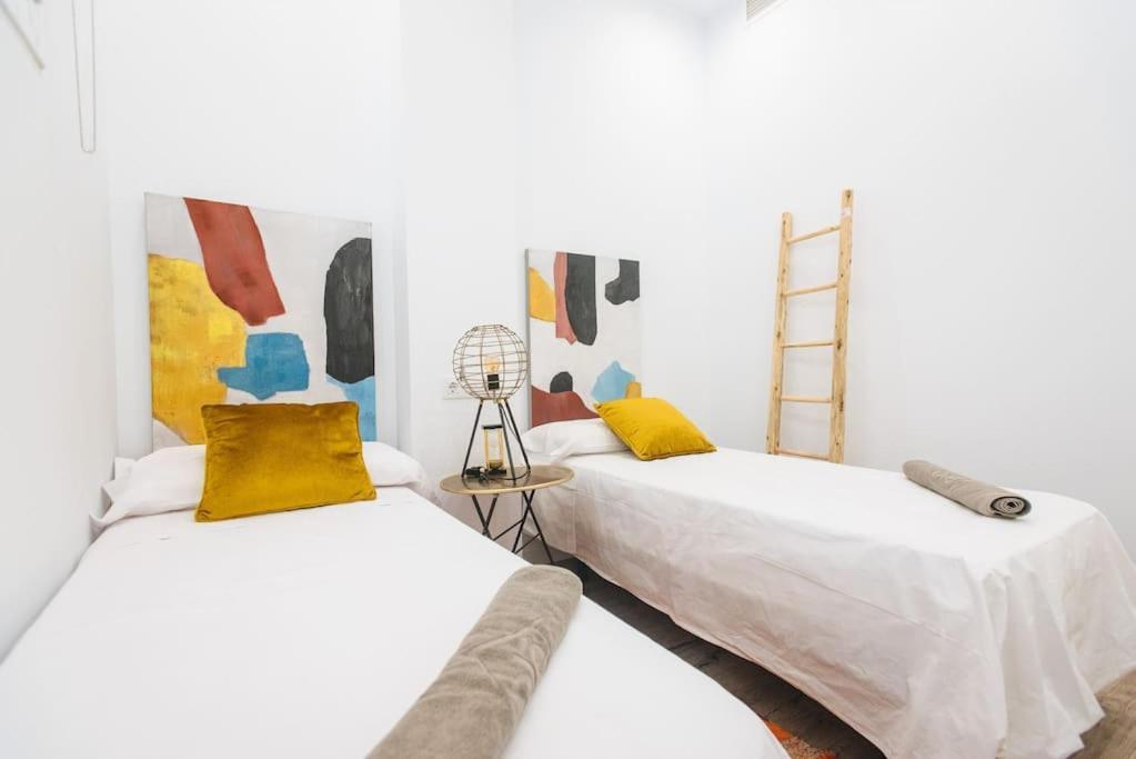 Selecta Patricio Saenz Apartment Seville Luaran gambar