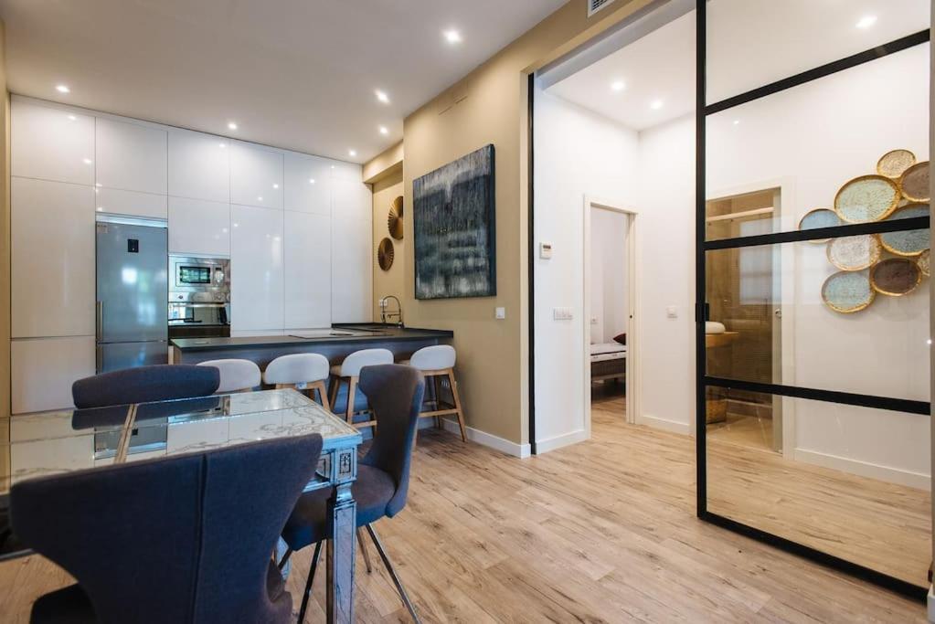 Selecta Patricio Saenz Apartment Seville Luaran gambar